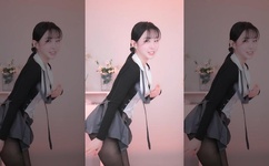 班长不戴罩子让我练了一节课视频